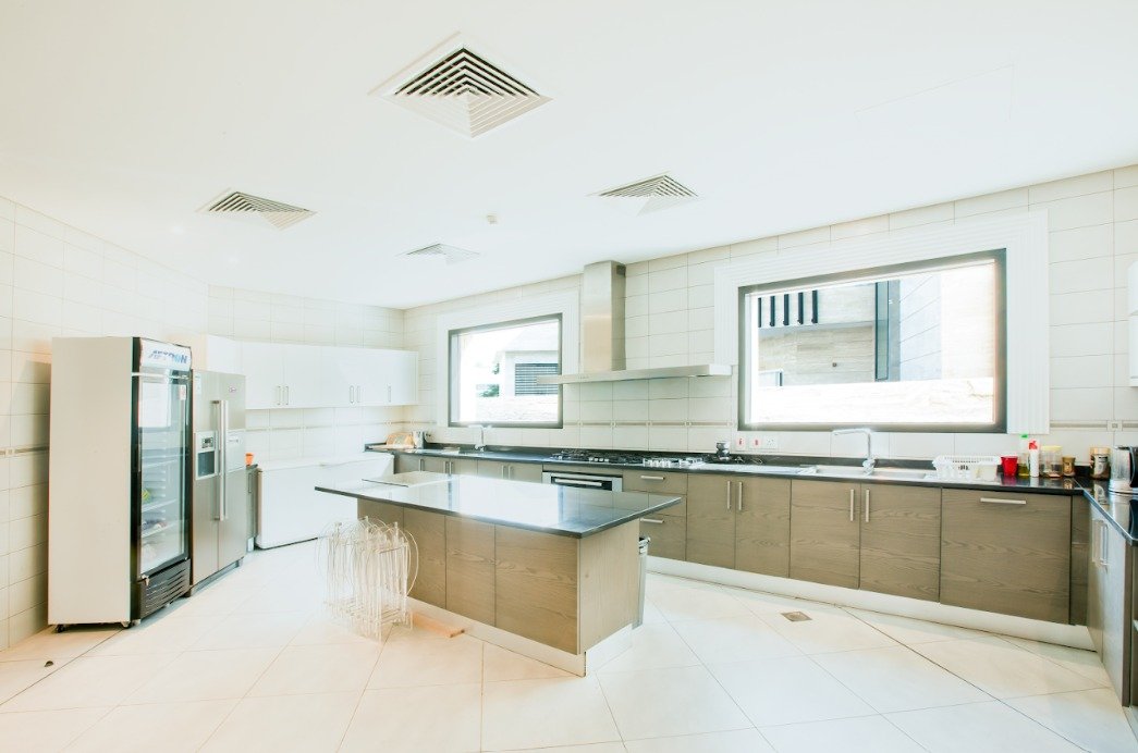 6 Bedroom Villa I FROND at the Palm Jumeirah full screen image