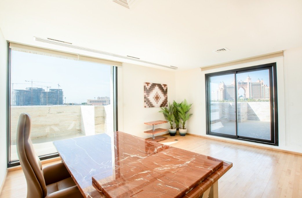 6 Bedroom Villa I FROND at the Palm Jumeirah full screen image
