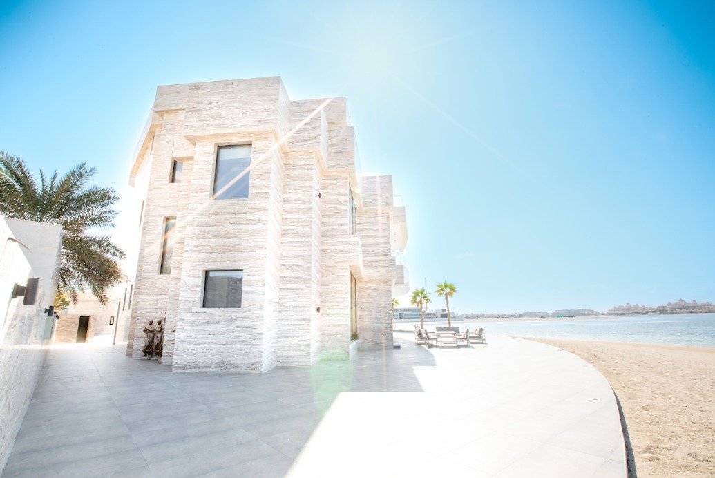 6 Bedroom Villa I FROND at the Palm Jumeirah full screen image