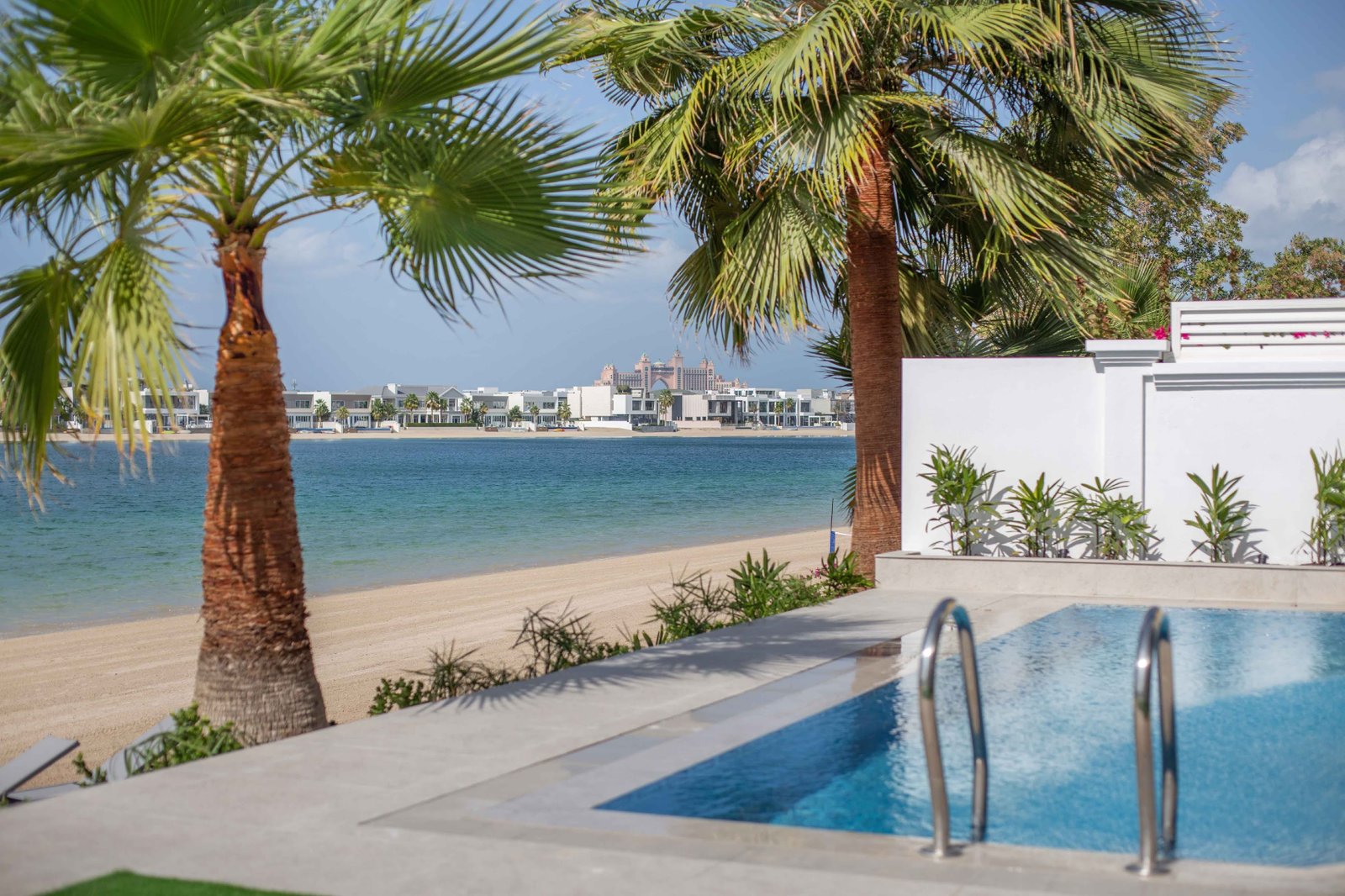 5 Bedroom Villa at the Palm Jumeirah full screen image